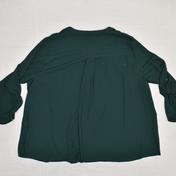 Lane Bryant Women's Blouse Long Sleeve Crew Neck Polyester Green Plus Size 26/28 - Picture 3 of 8